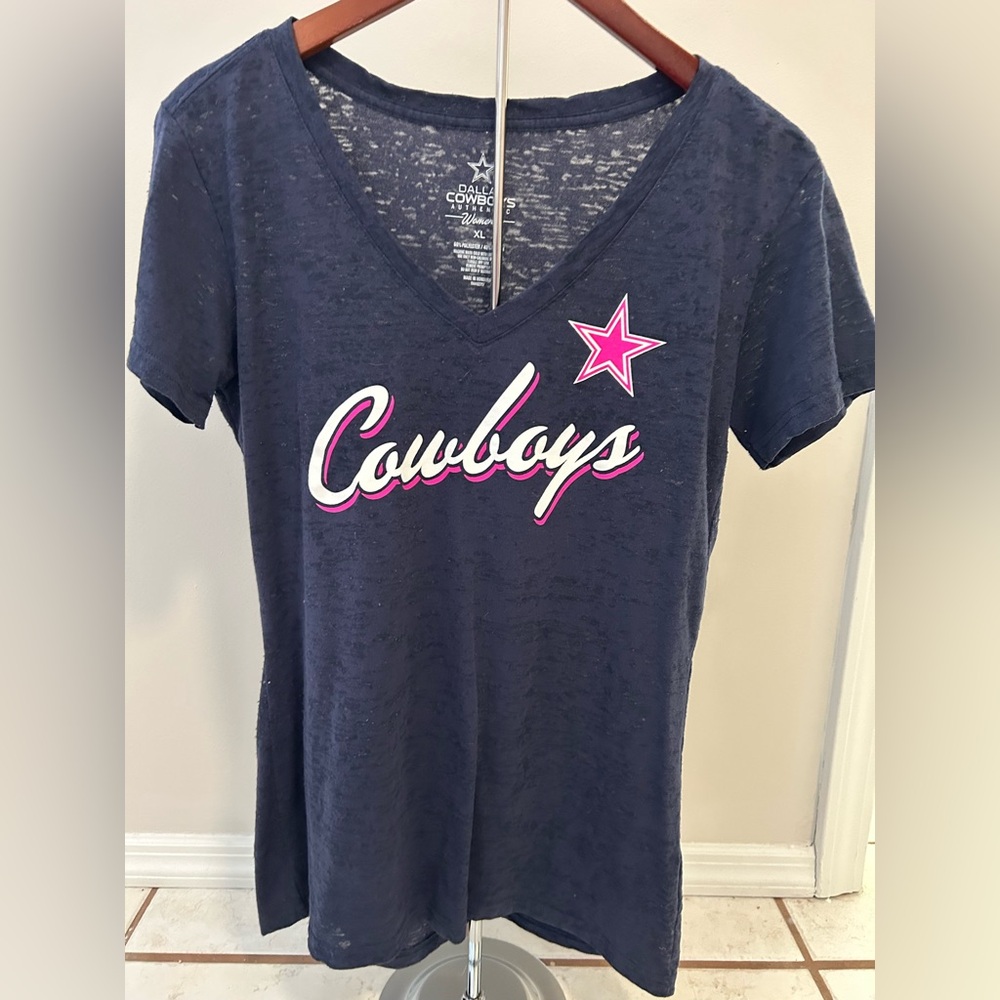 Dallas Cowboys Sz XL Women's Navy Blue V-Neck Top